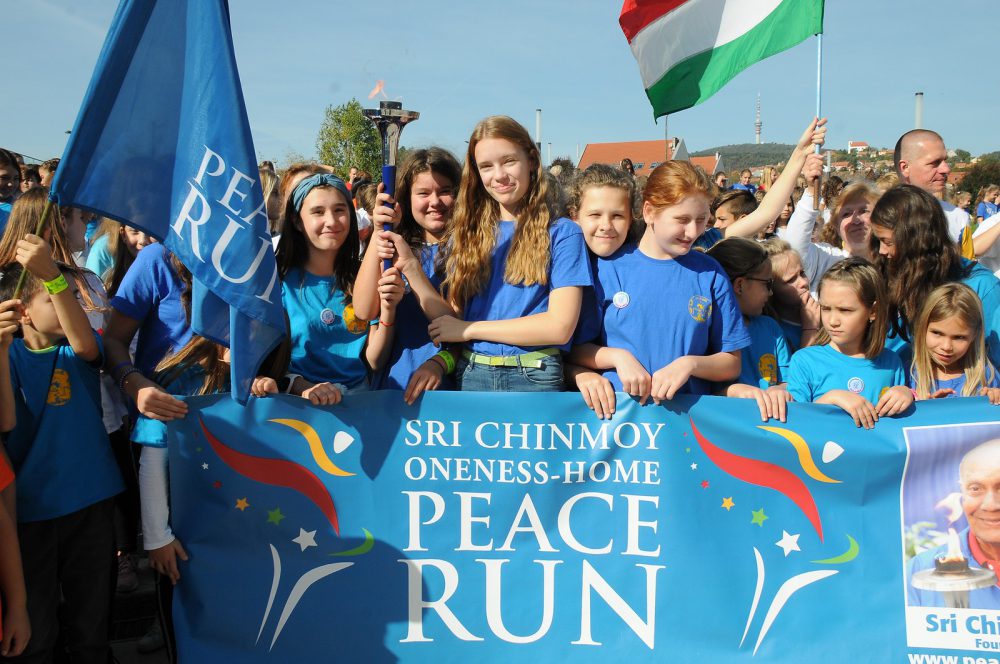 gyermekek-a-békéért-1000x502 Gyermekhangok a Békéért Pécsen